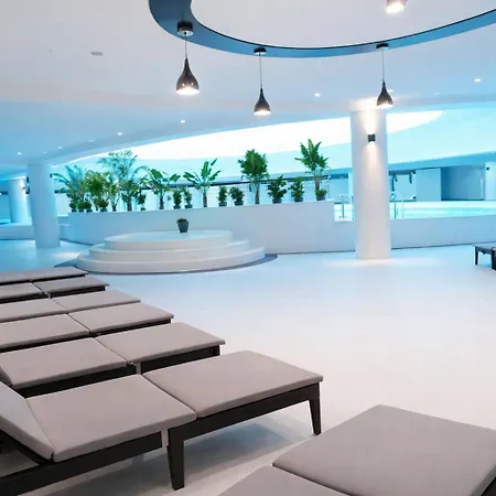 Appartement Hanza Tower 218 *